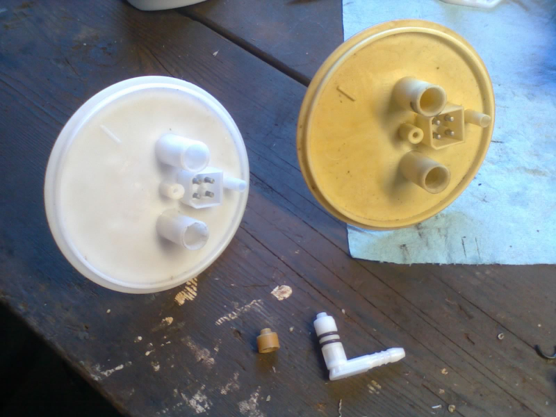 Finally got the tip of the old valve unstuck from the hat bore.